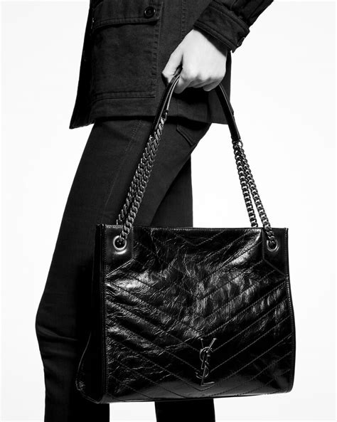 Saint Laurent Niki Medium Shopping Bag In Crinkled Vintage 